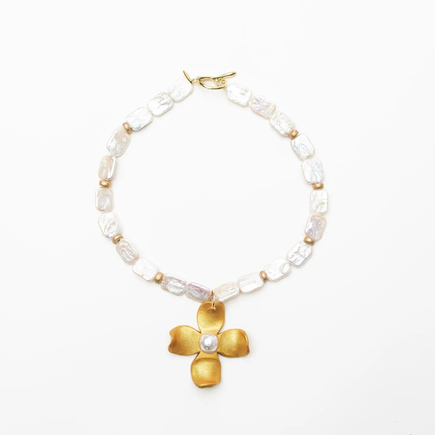 Hidden Truth Pearl Flower Necklace